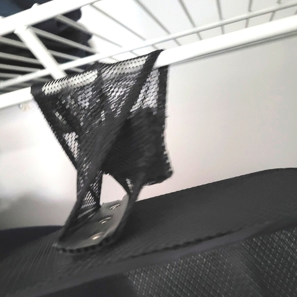 Hanging 10 Shelf Closet Organizer -  Velcro Mesh Knit - Picture 4 of 4